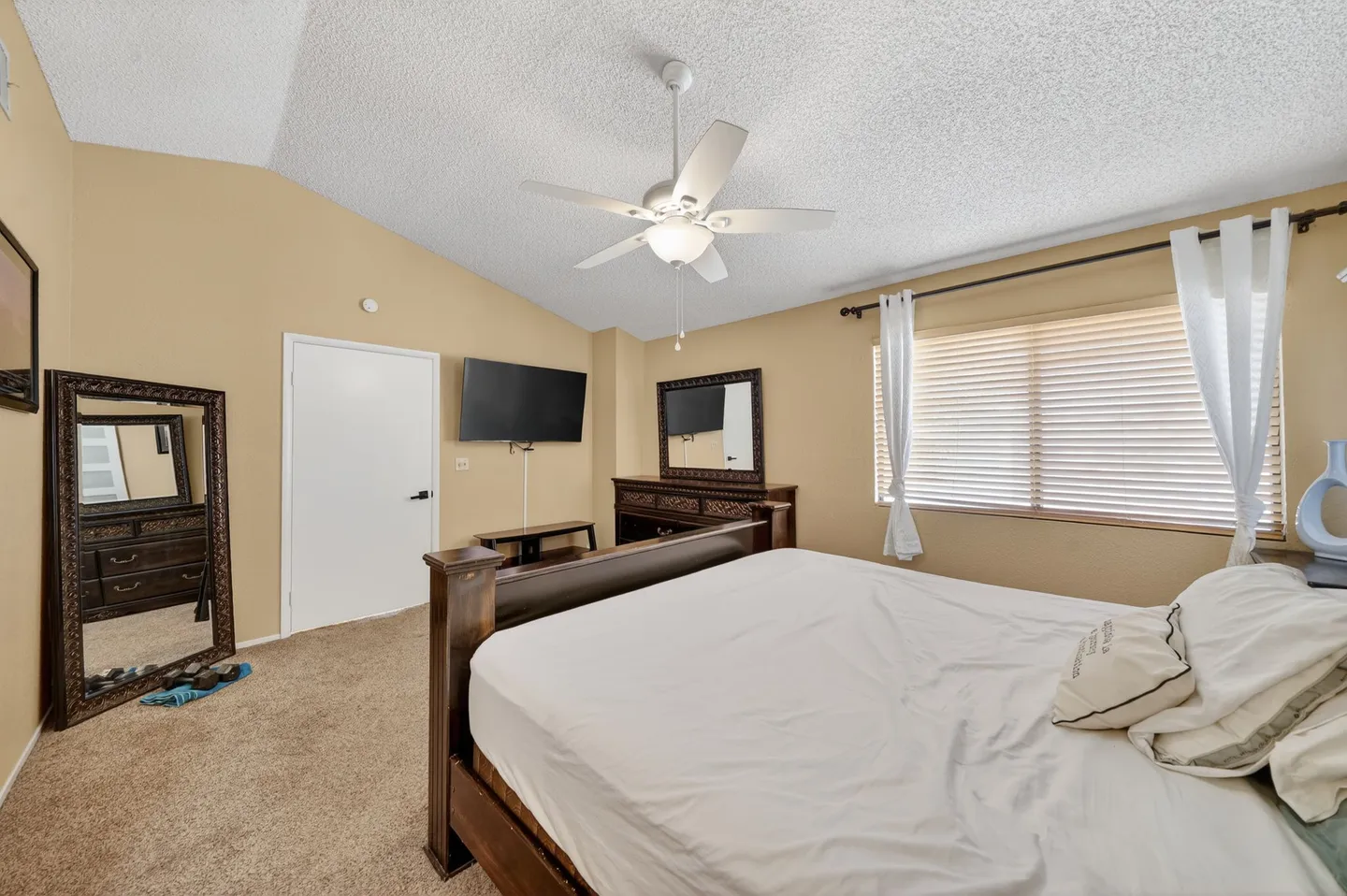 Home photo 18