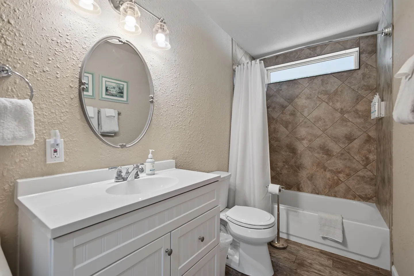 Home photo 19