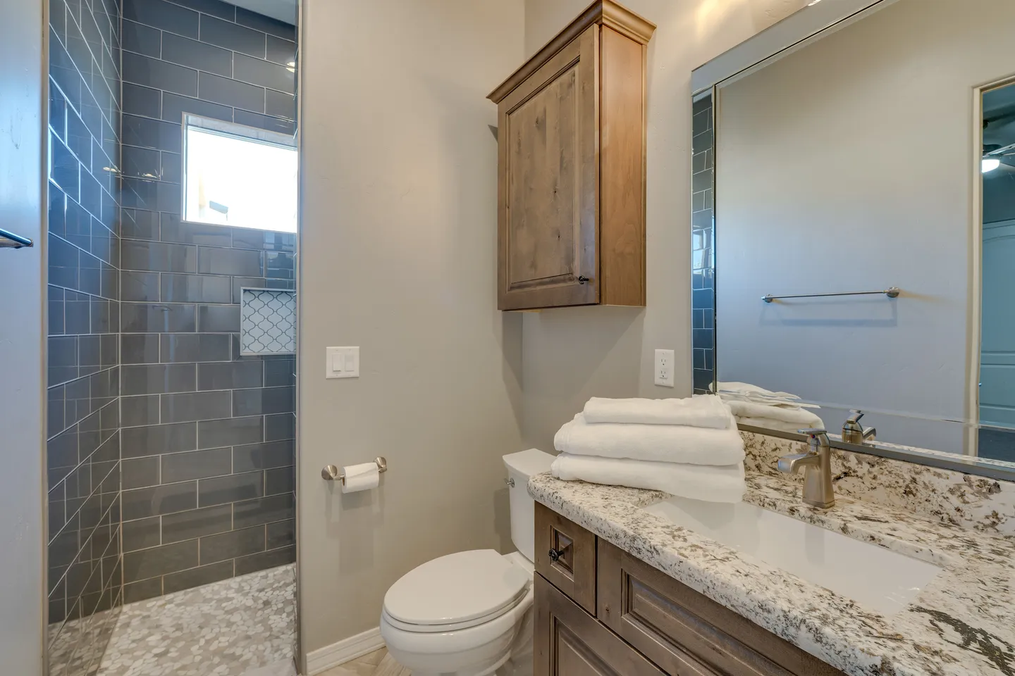 Home photo 17
