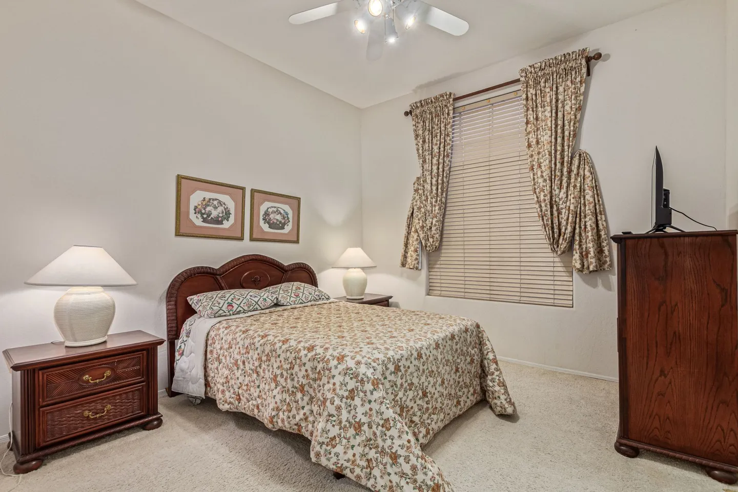 Home photo 19