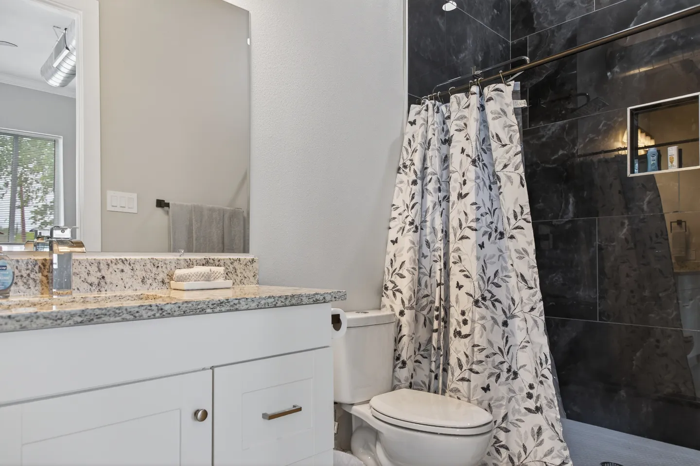 Home photo 16