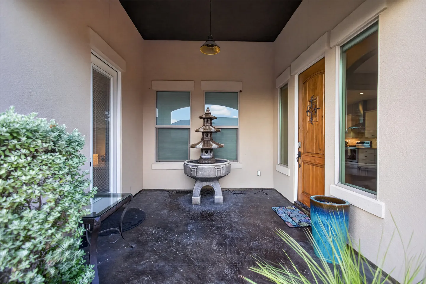 Home photo 39
