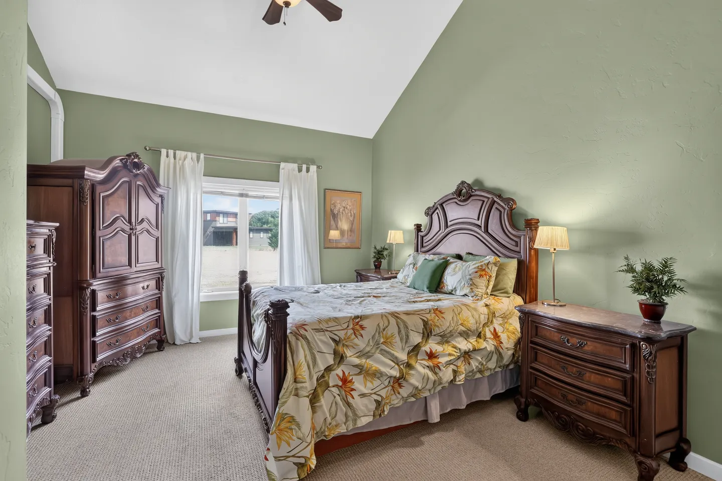 Home photo 18