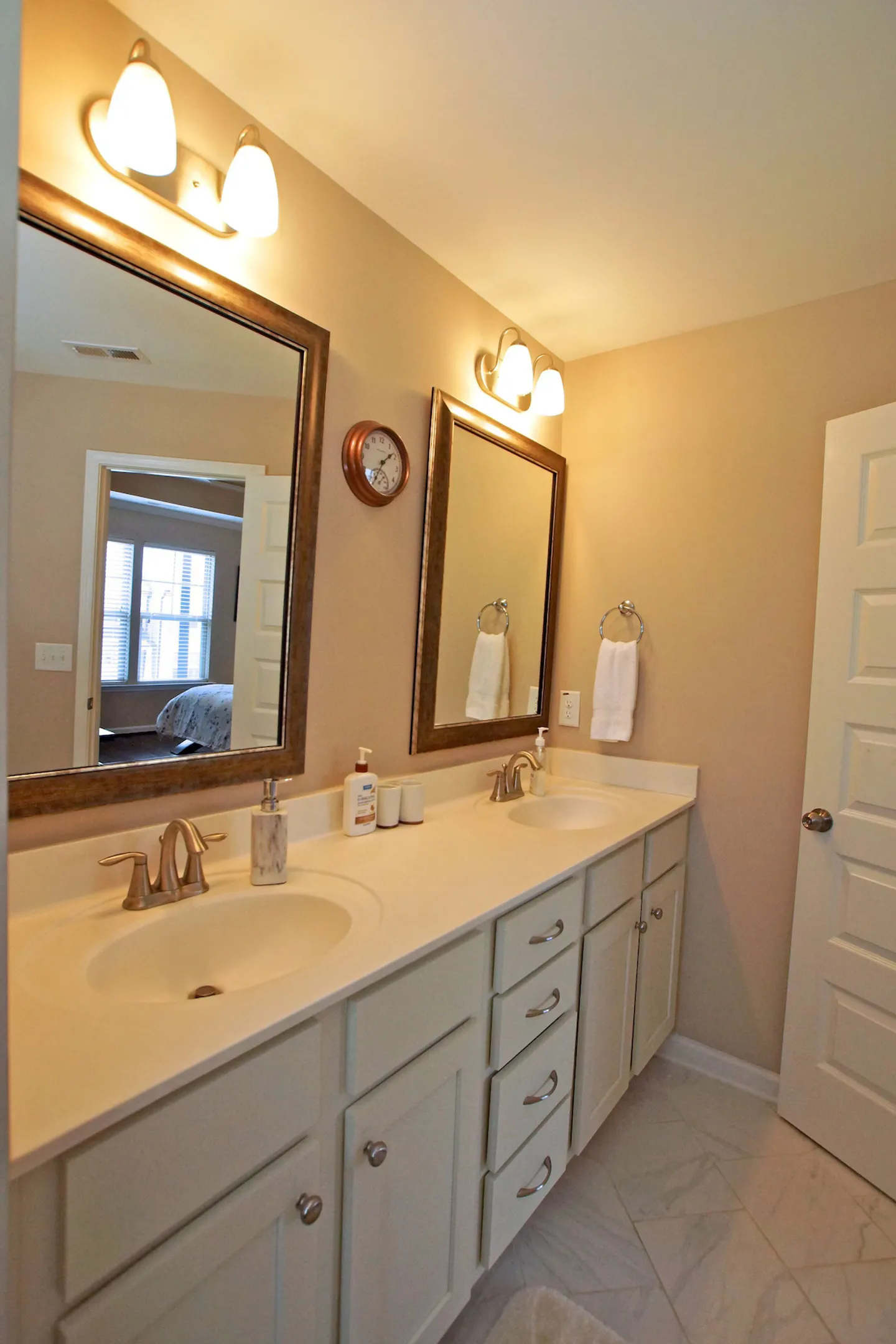 Home photo 11