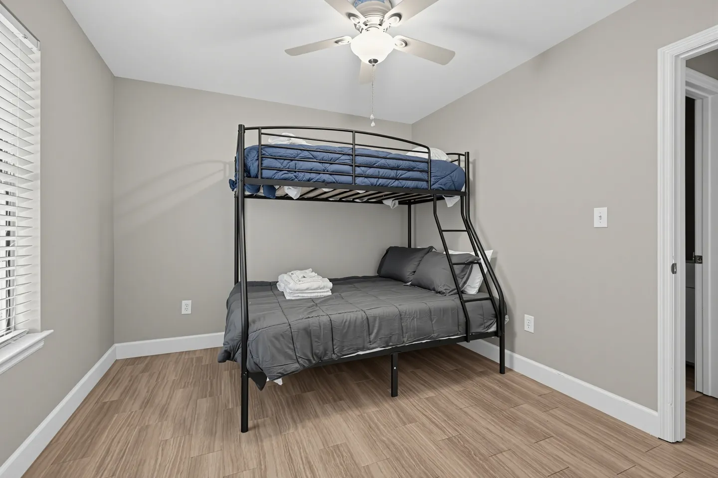 Home photo 14