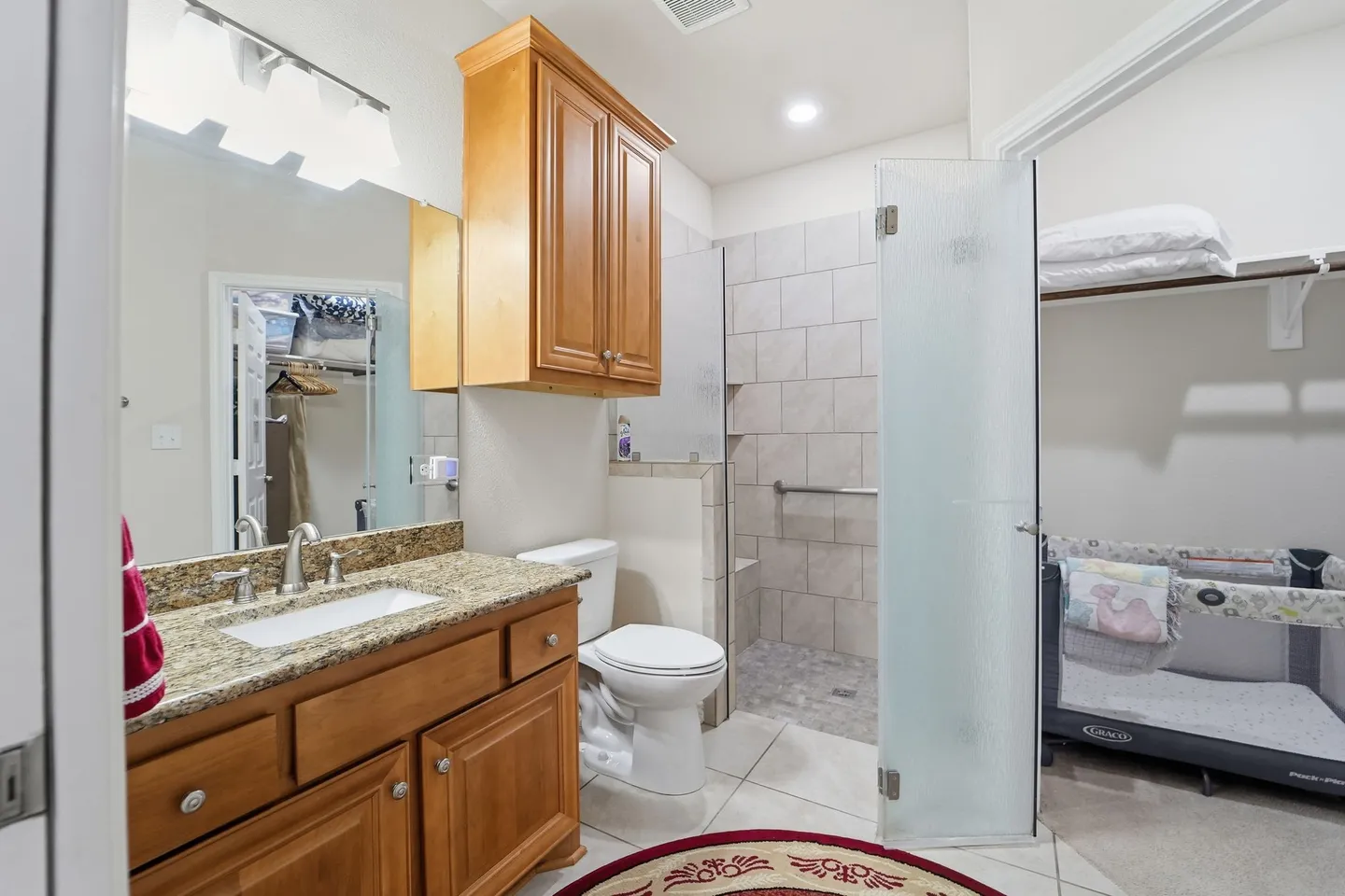 Home photo 17