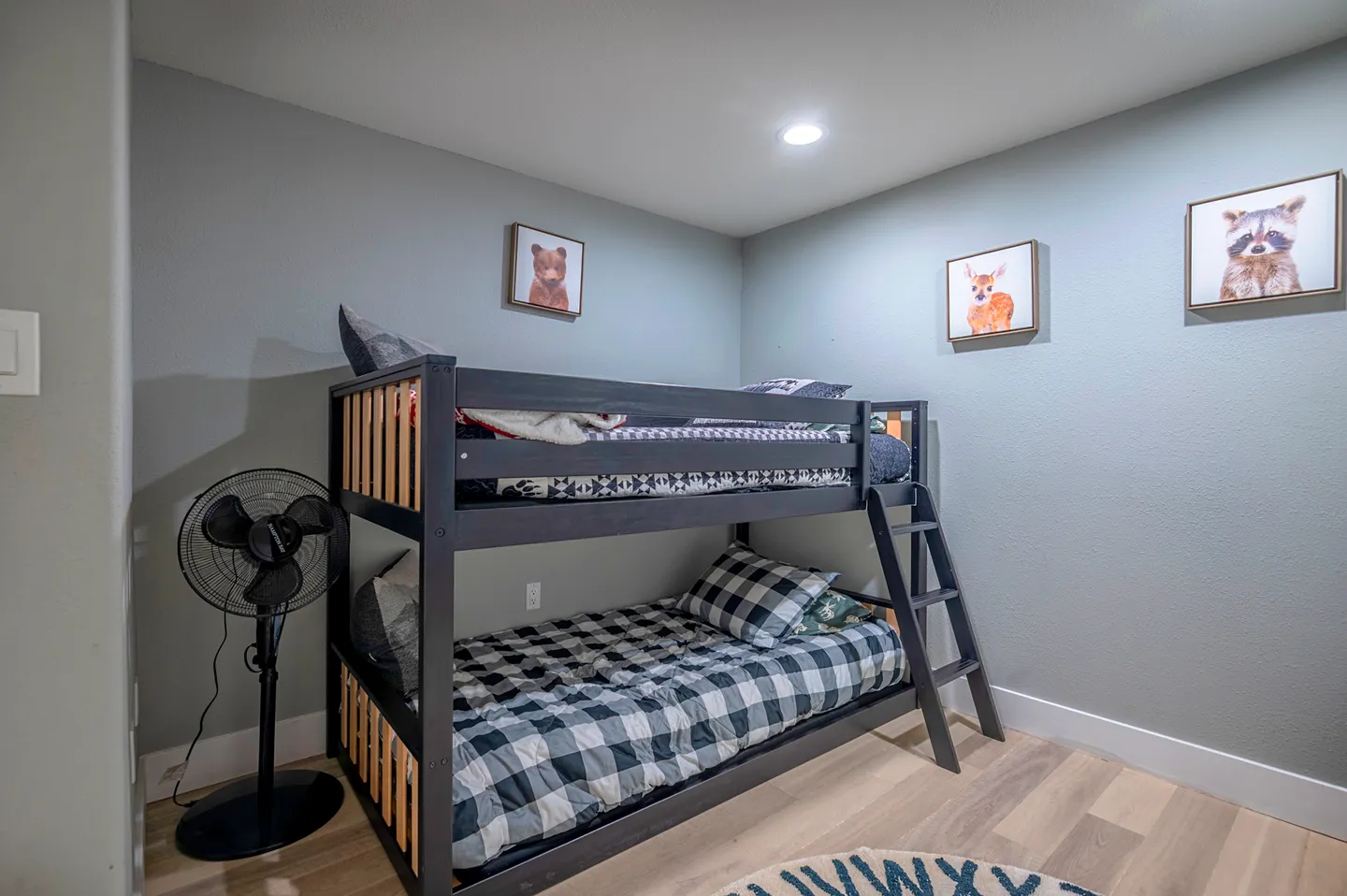 Home photo 64