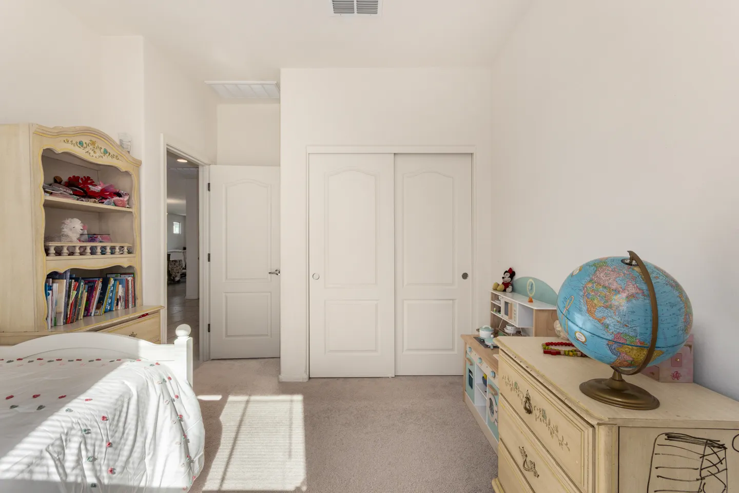 Home photo 17