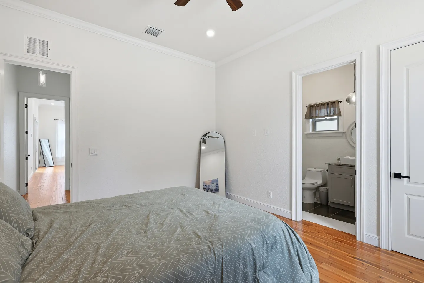 Home photo 39