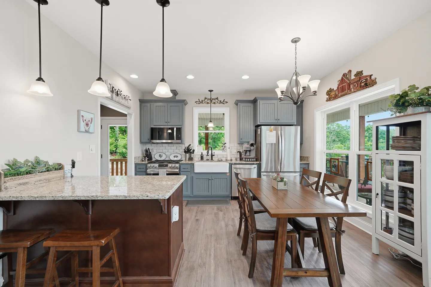 Home photo 44