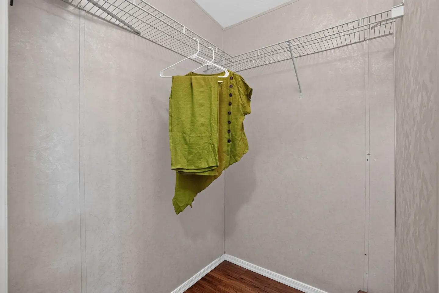 Home photo 24