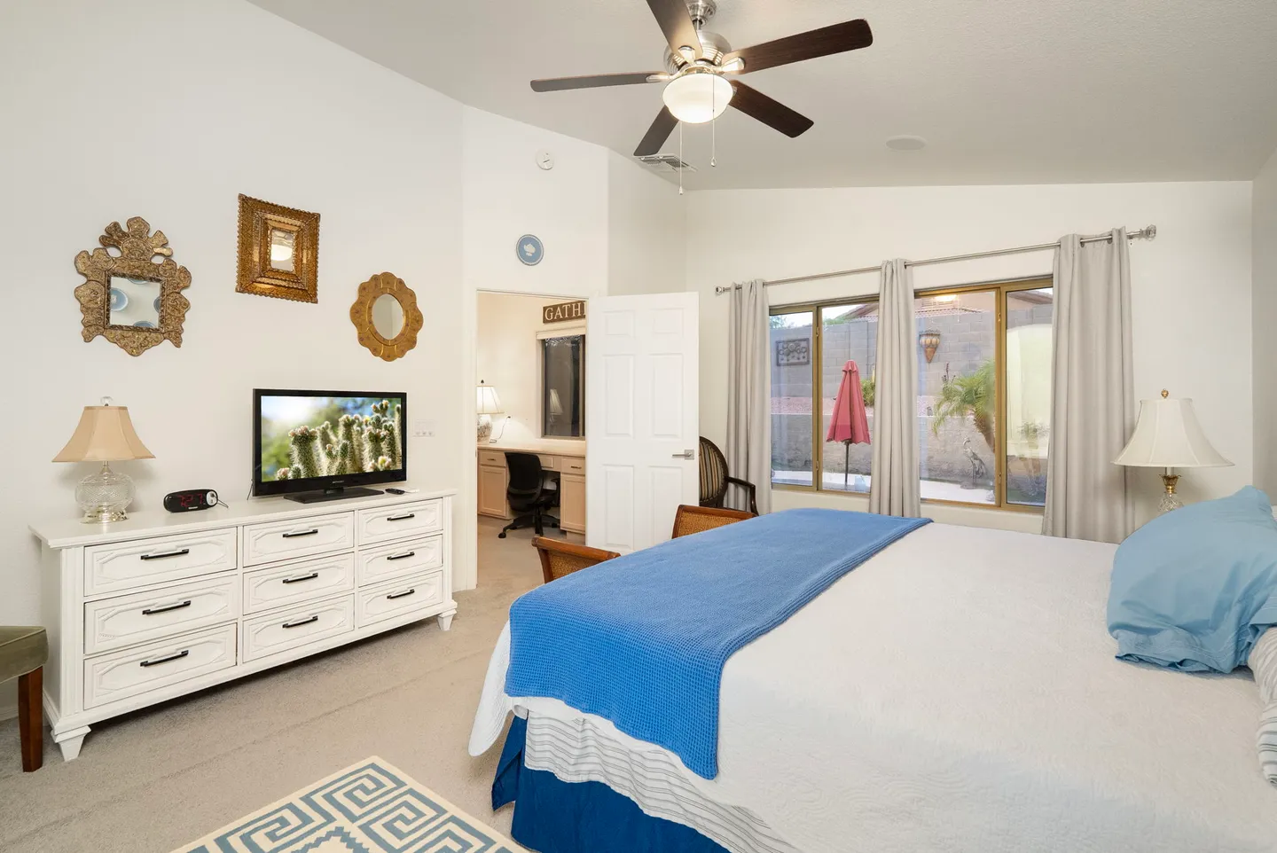 Home photo 19