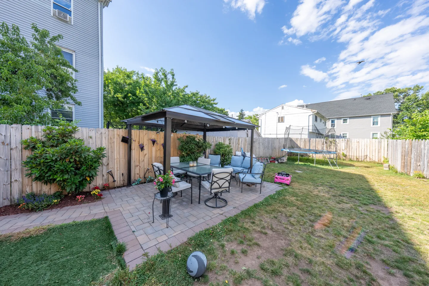 Home photo 19