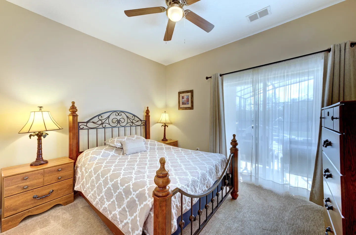 Home photo 17