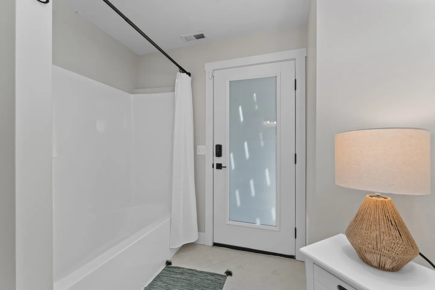 Home photo 38