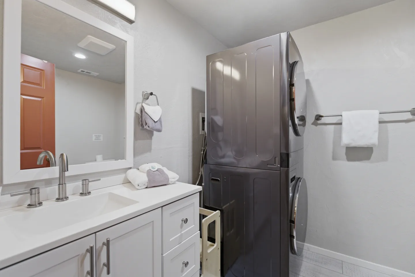 Home photo 37