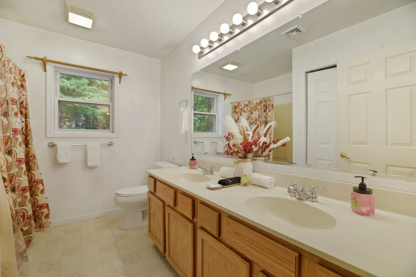 Home photo 39
