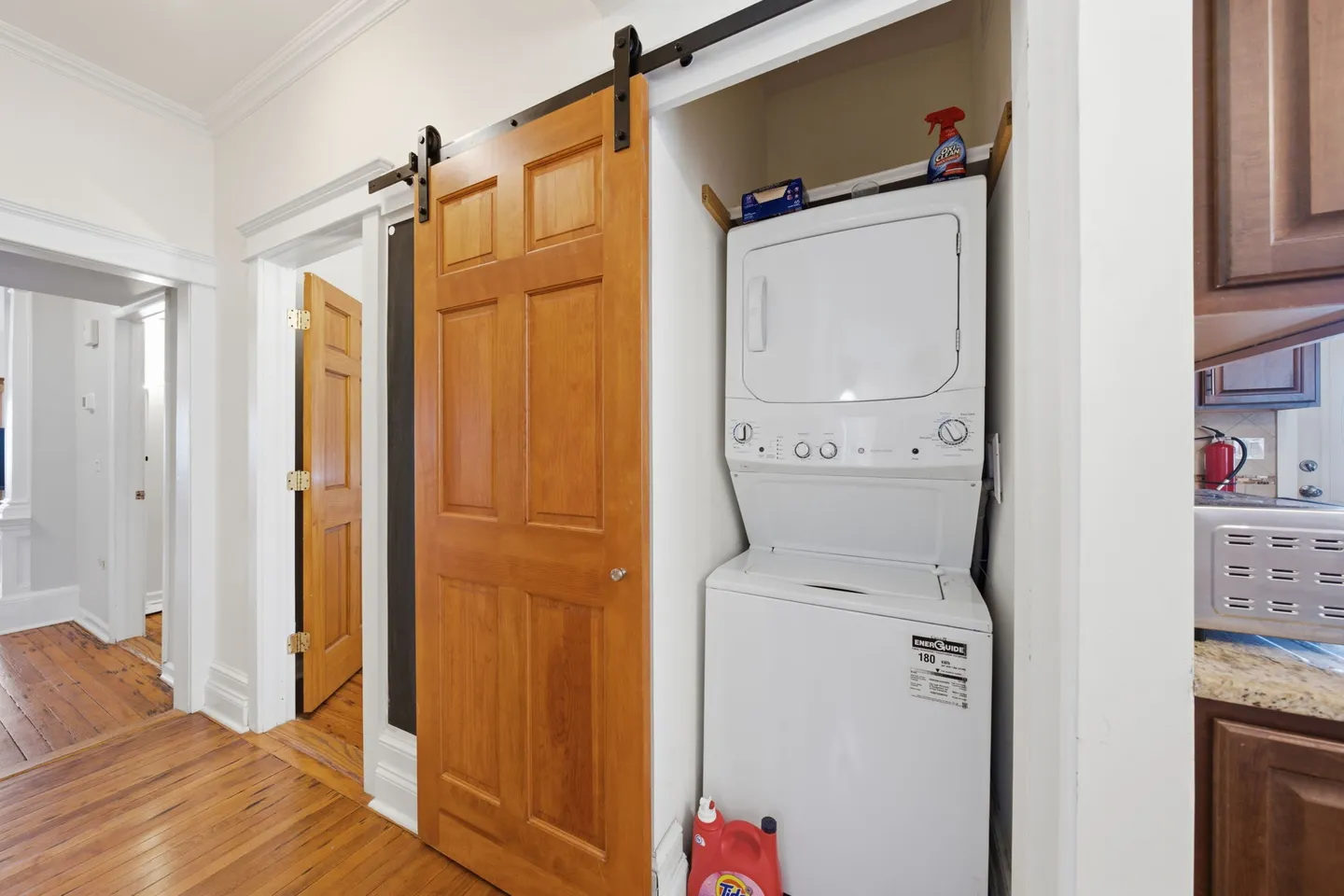 Home photo 19