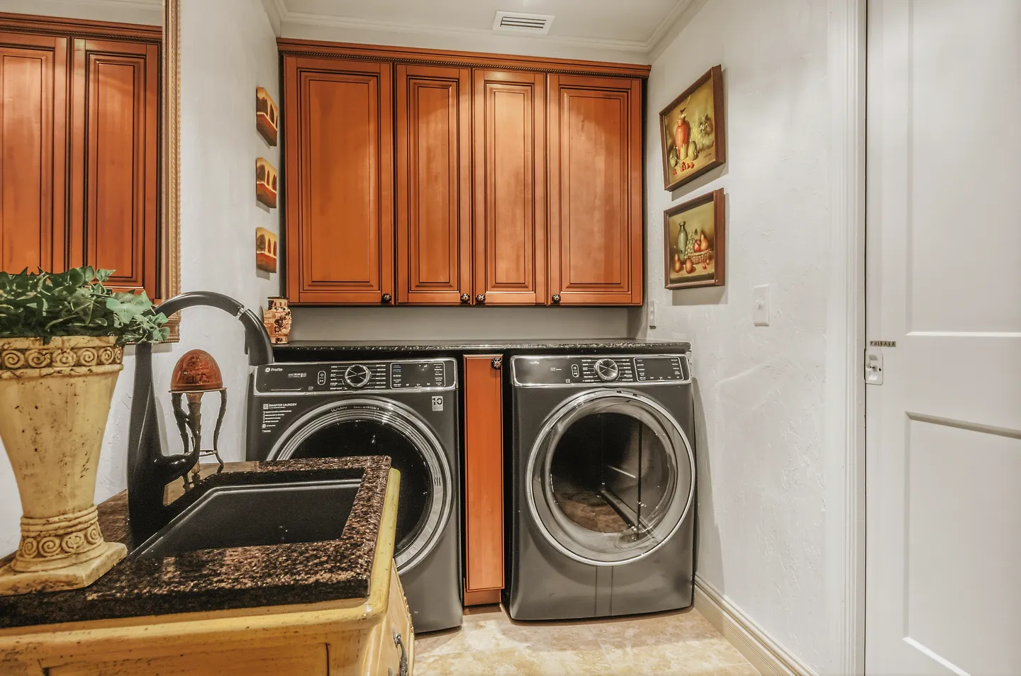 Home photo 8