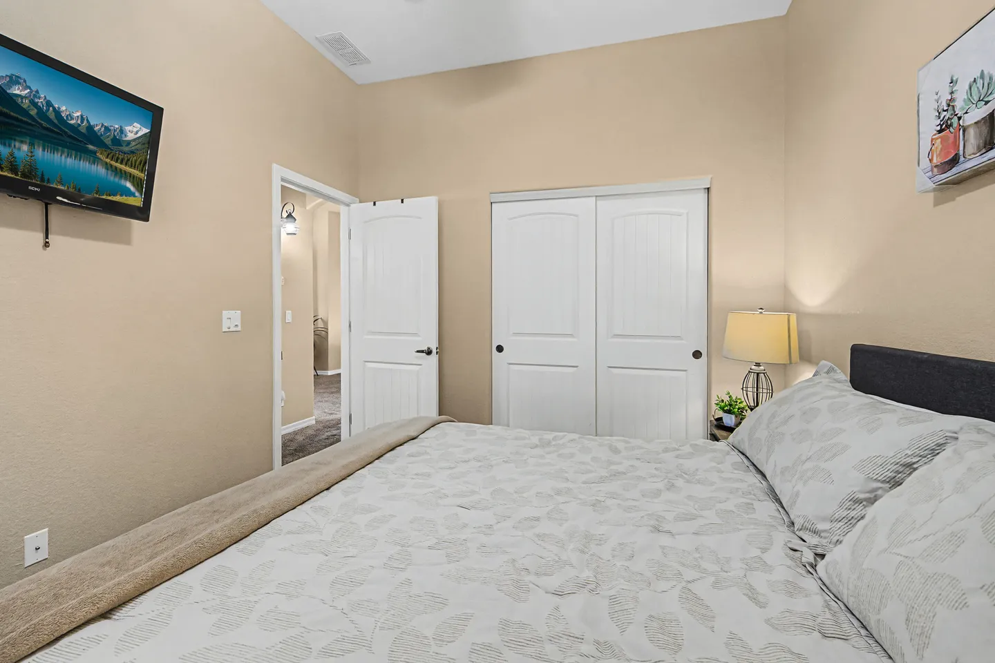 Home photo 23