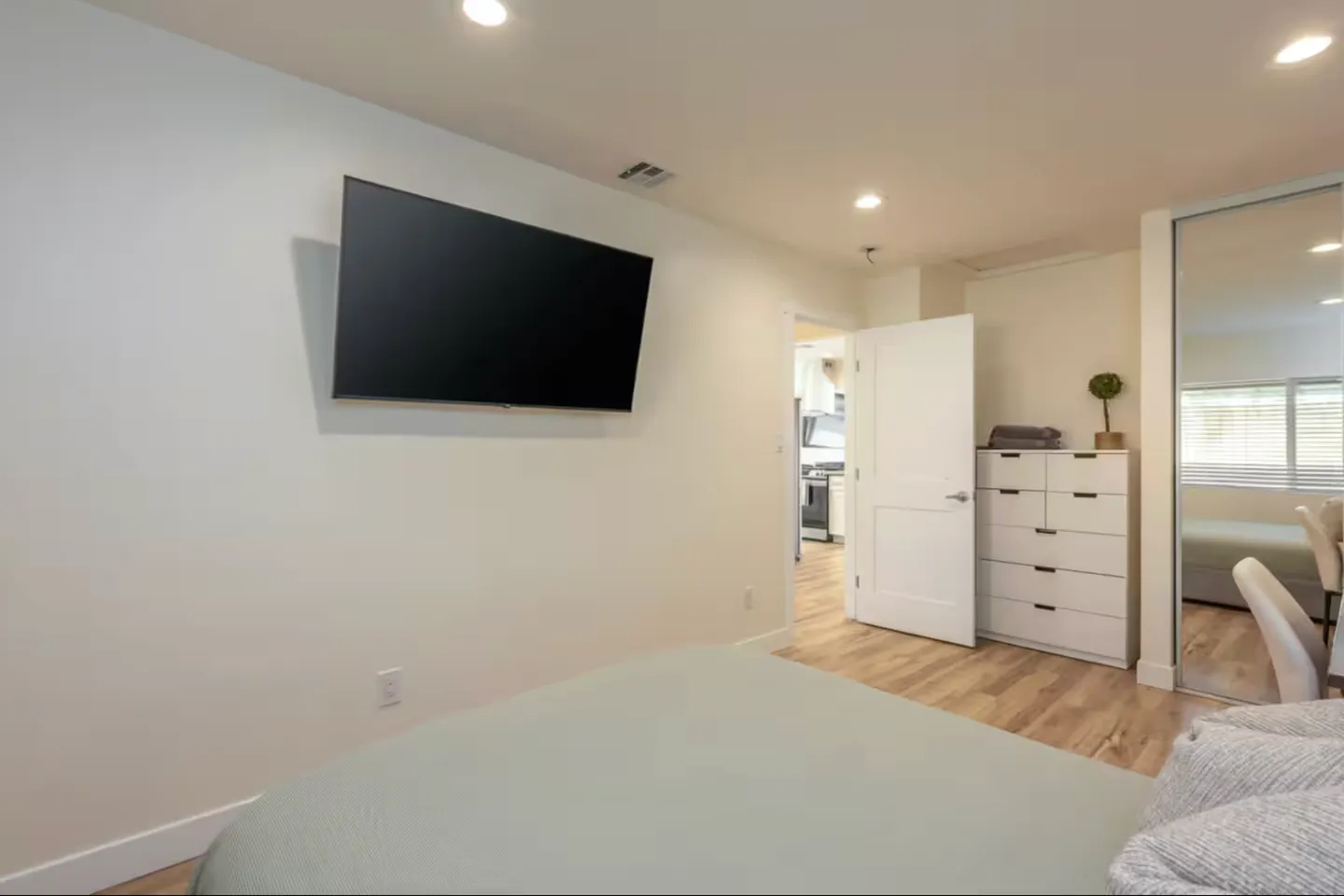 Home photo 16