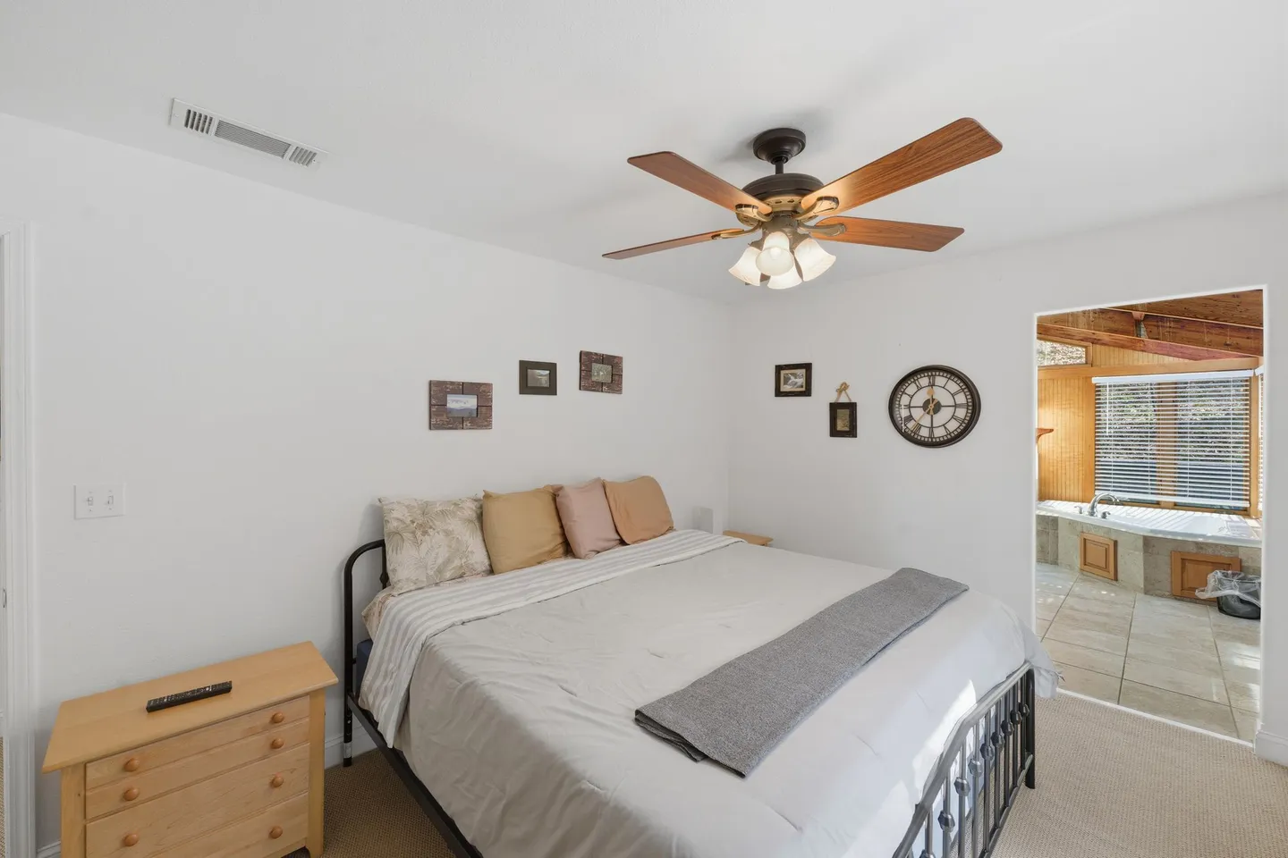 Home photo 16