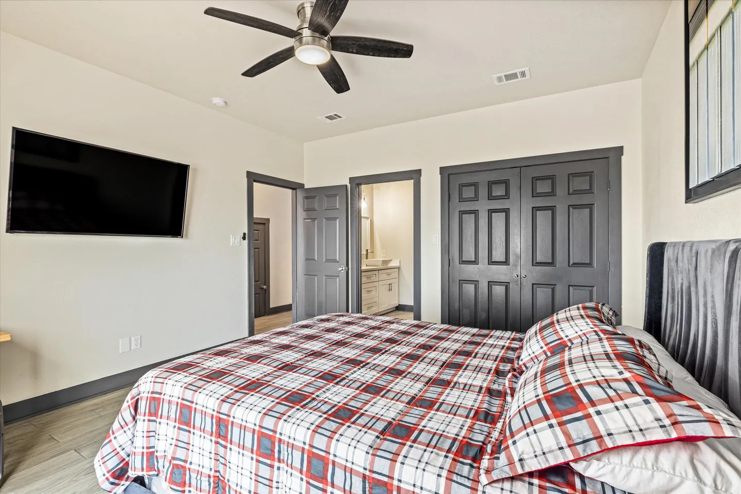 Home photo 11