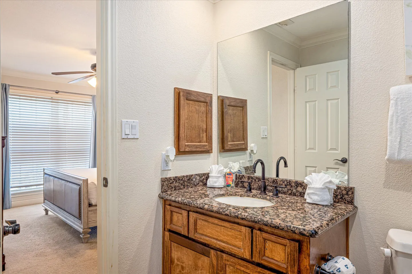 Home photo 16