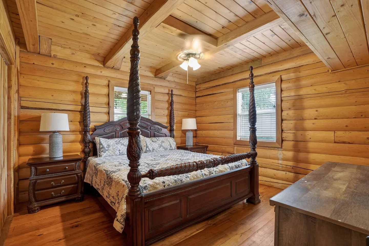 Home photo 14