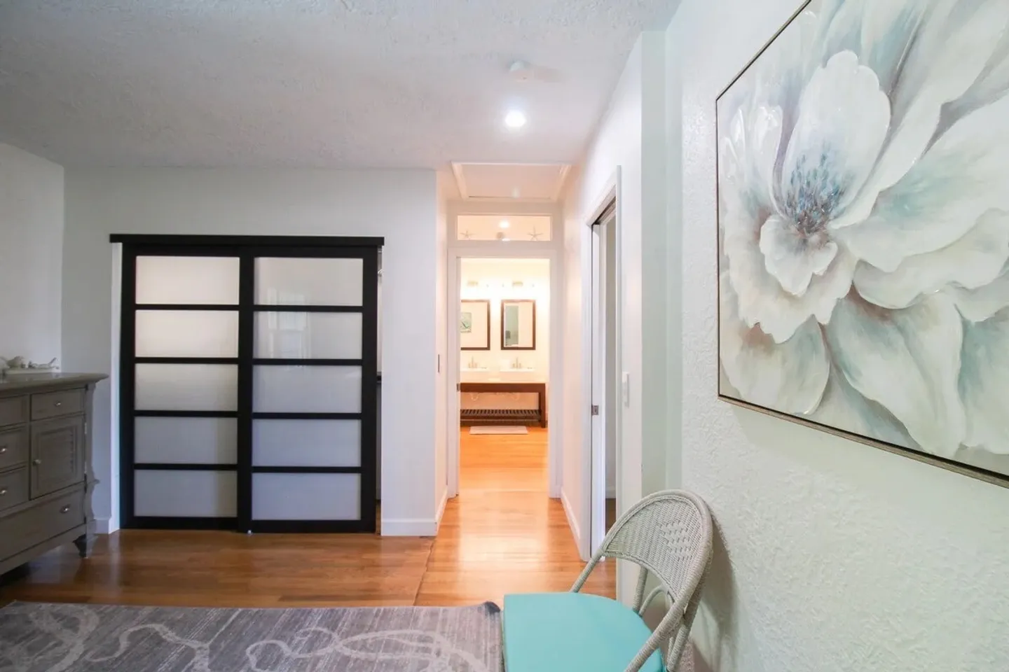 Home photo 19