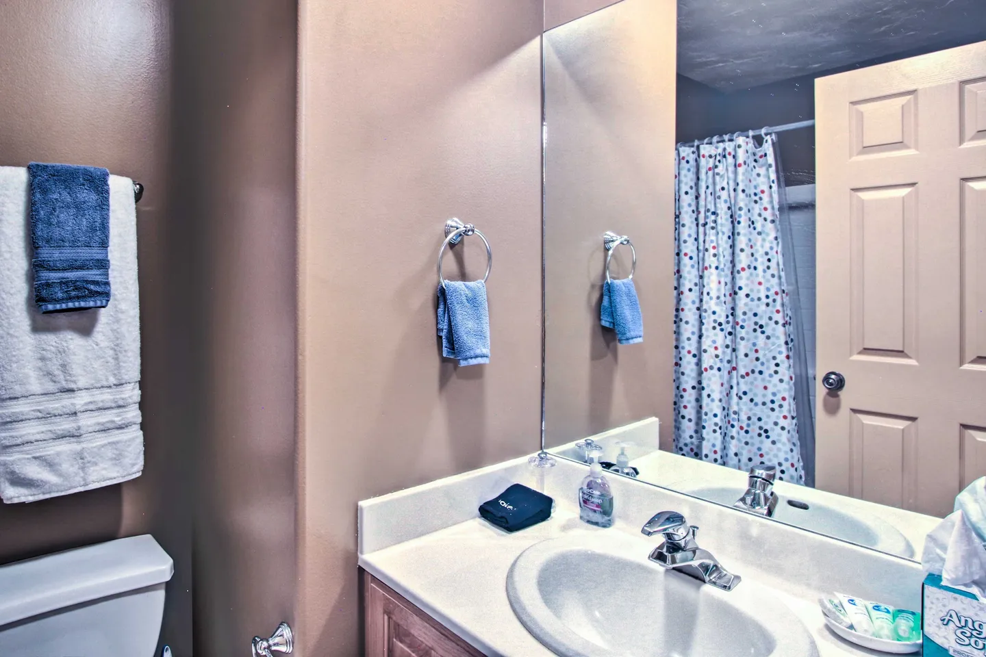 Home photo 19