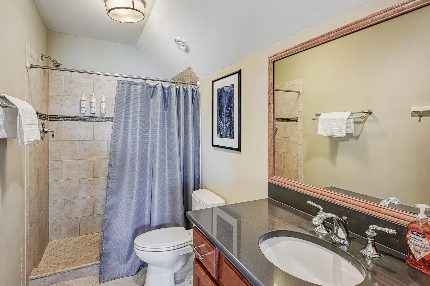 Home photo 109