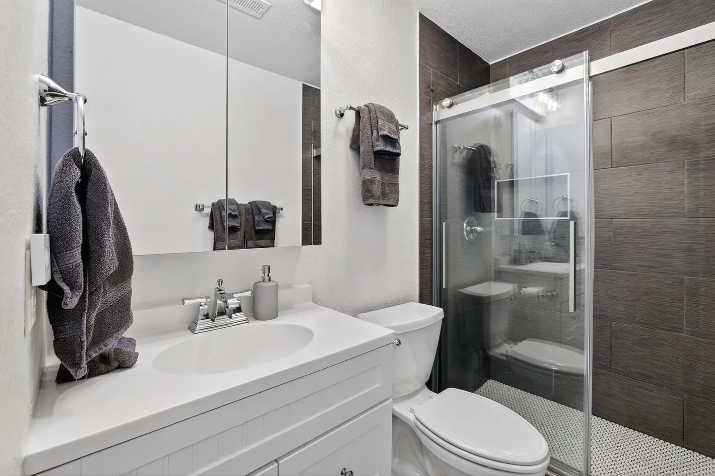 Home photo 19