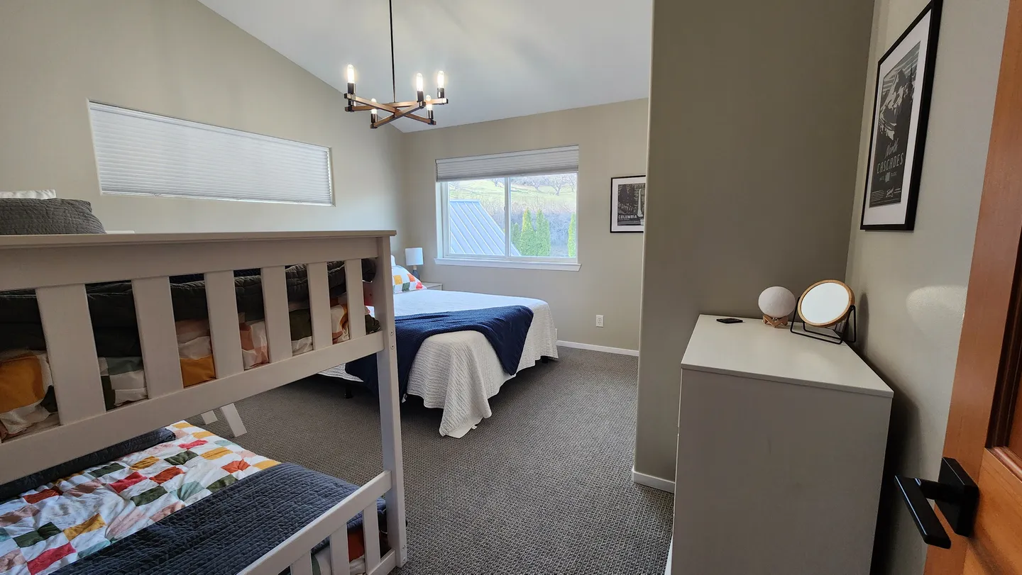 Home photo 19
