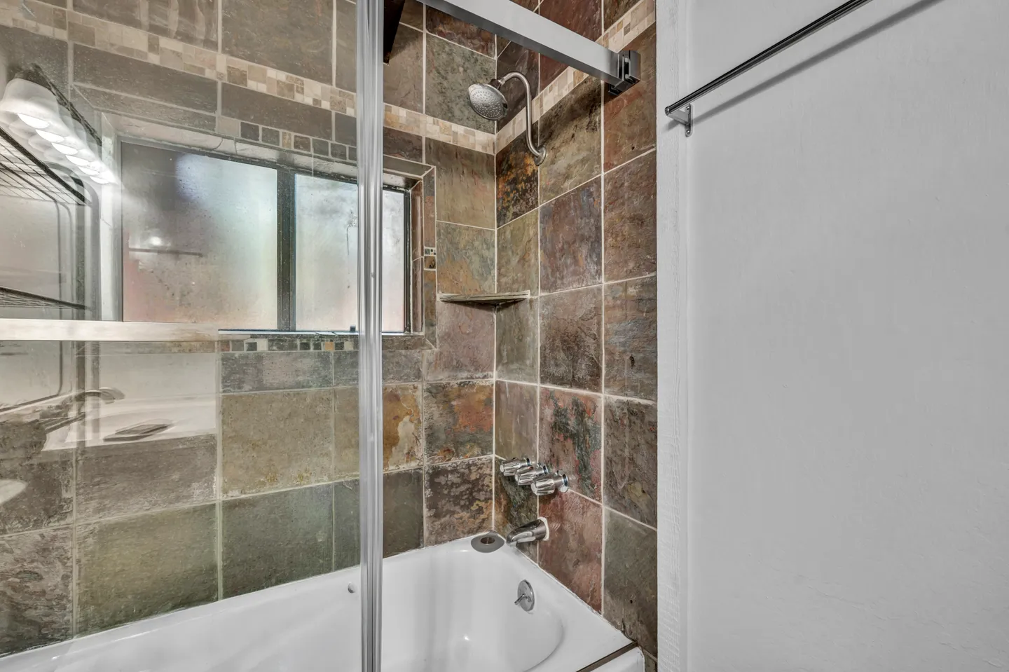 Home photo 12