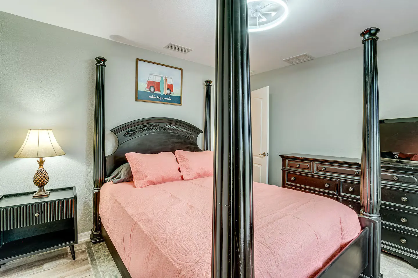 Home photo 19