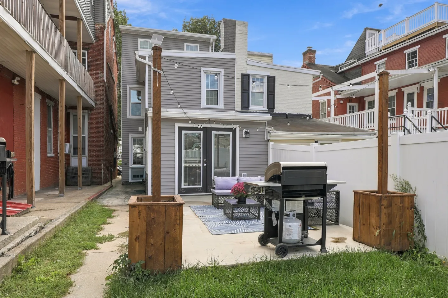 Home photo 100