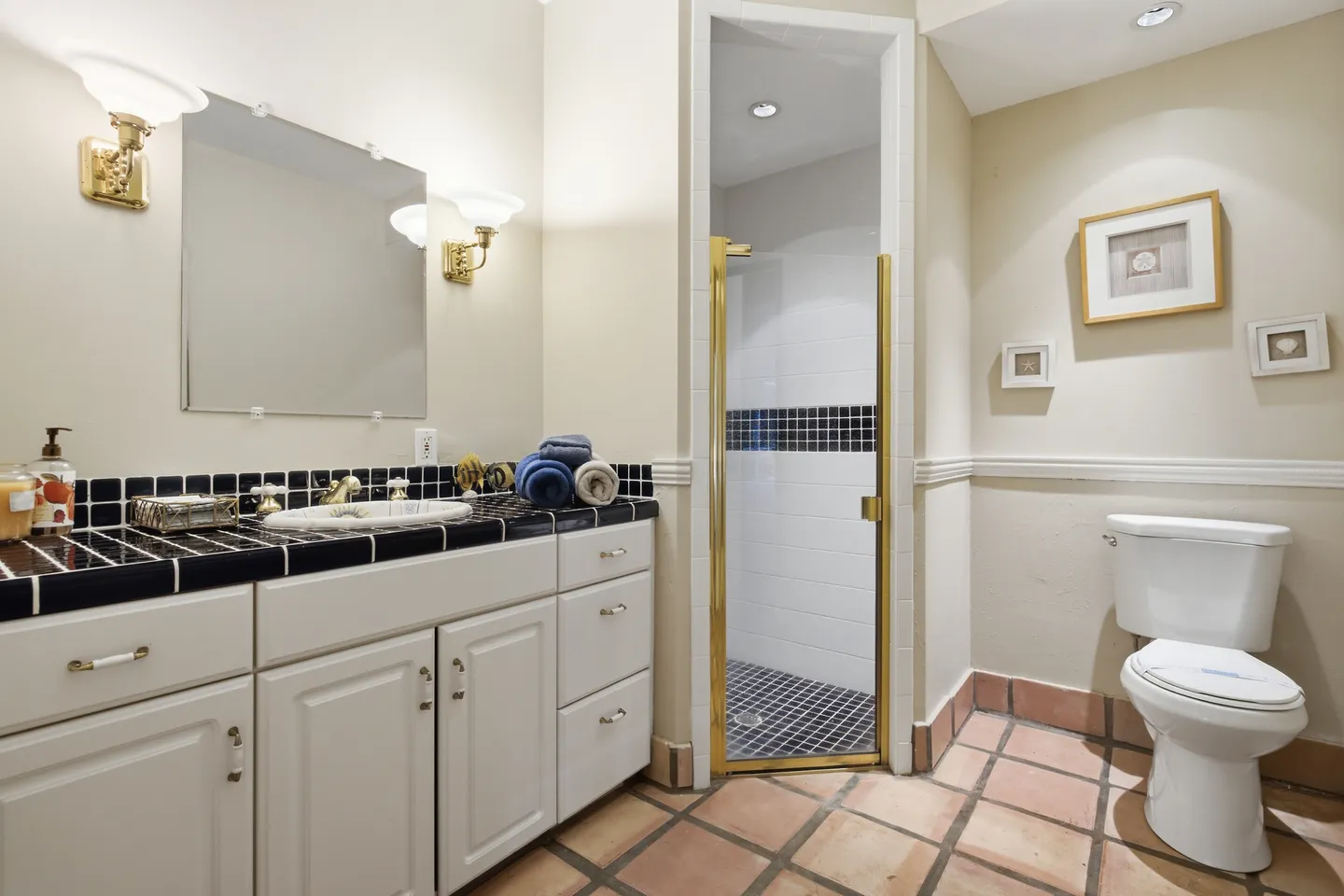 Home photo 67