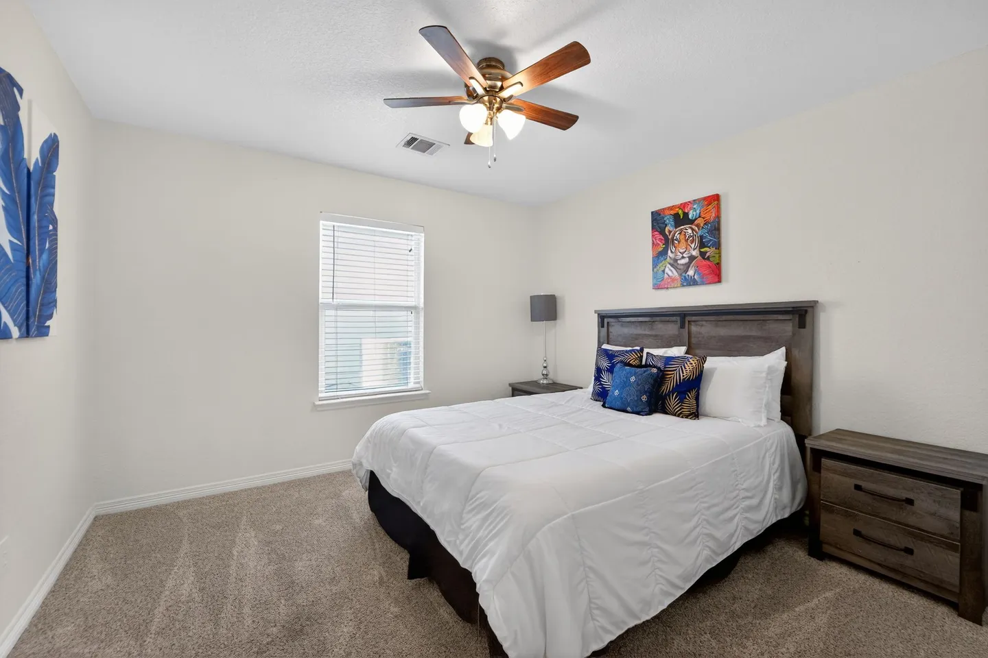 Home photo 19