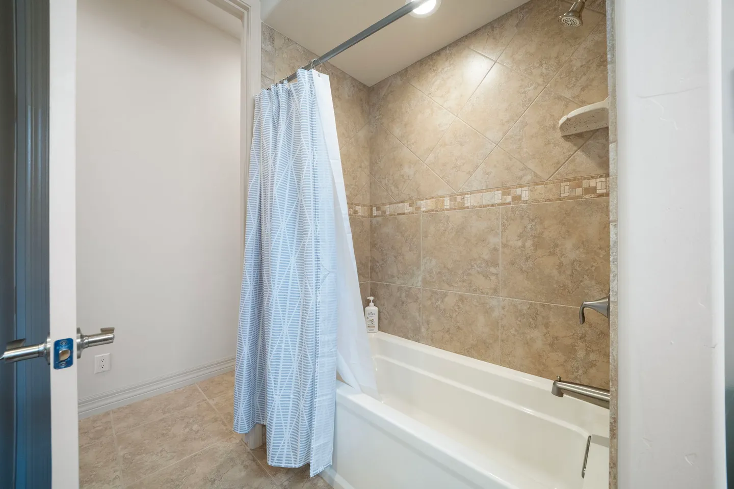 Home photo 22