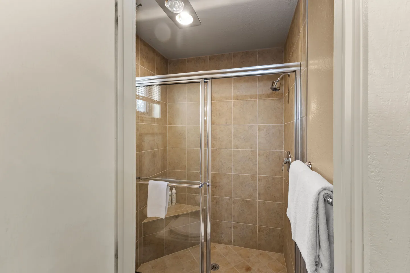 Home photo 19