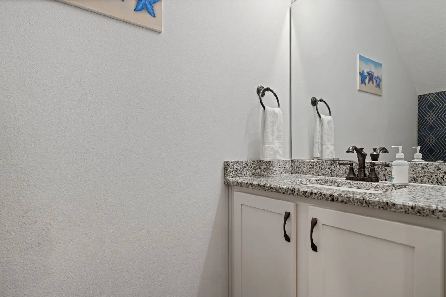Home photo 17