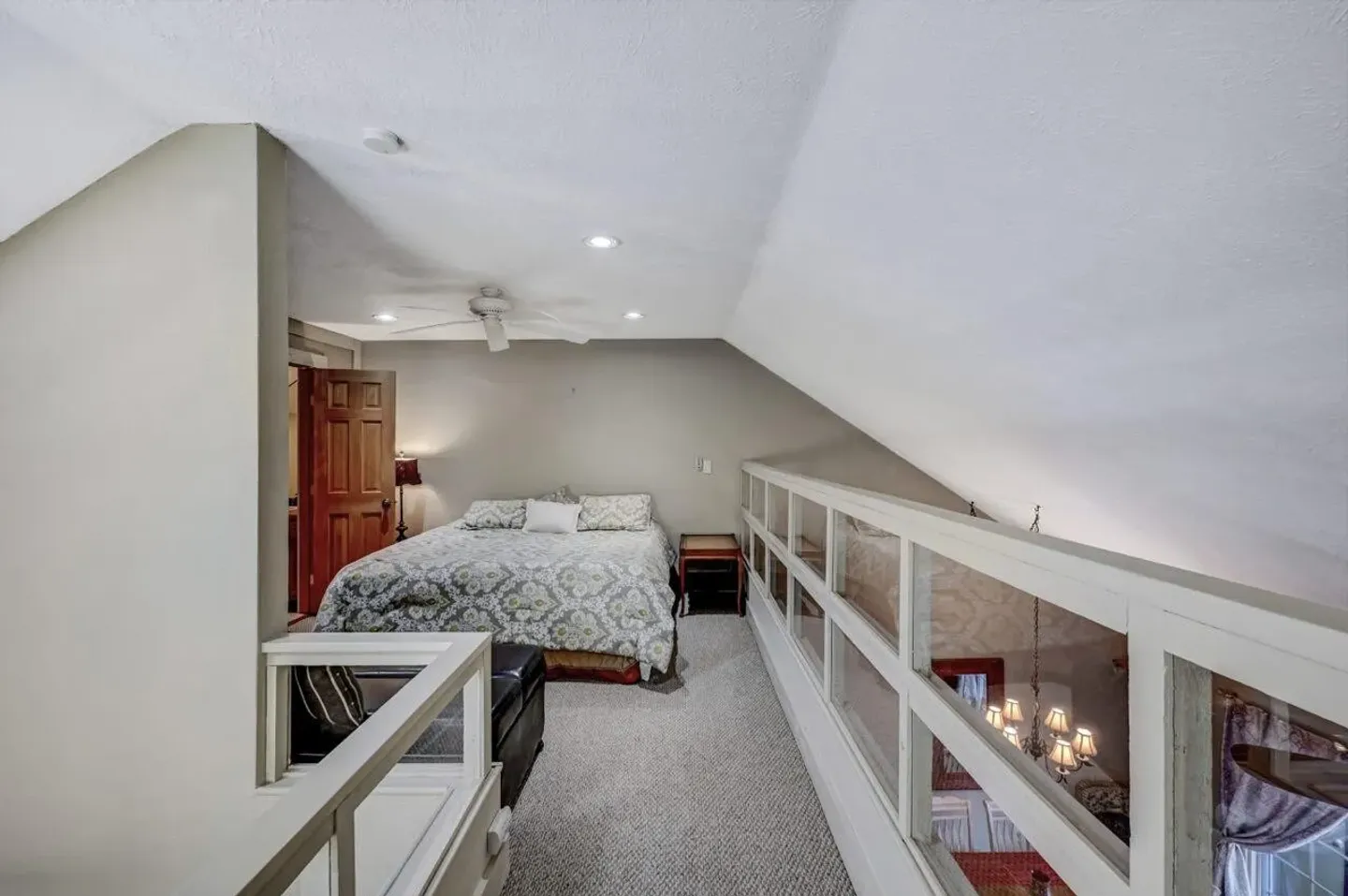 Home photo 17
