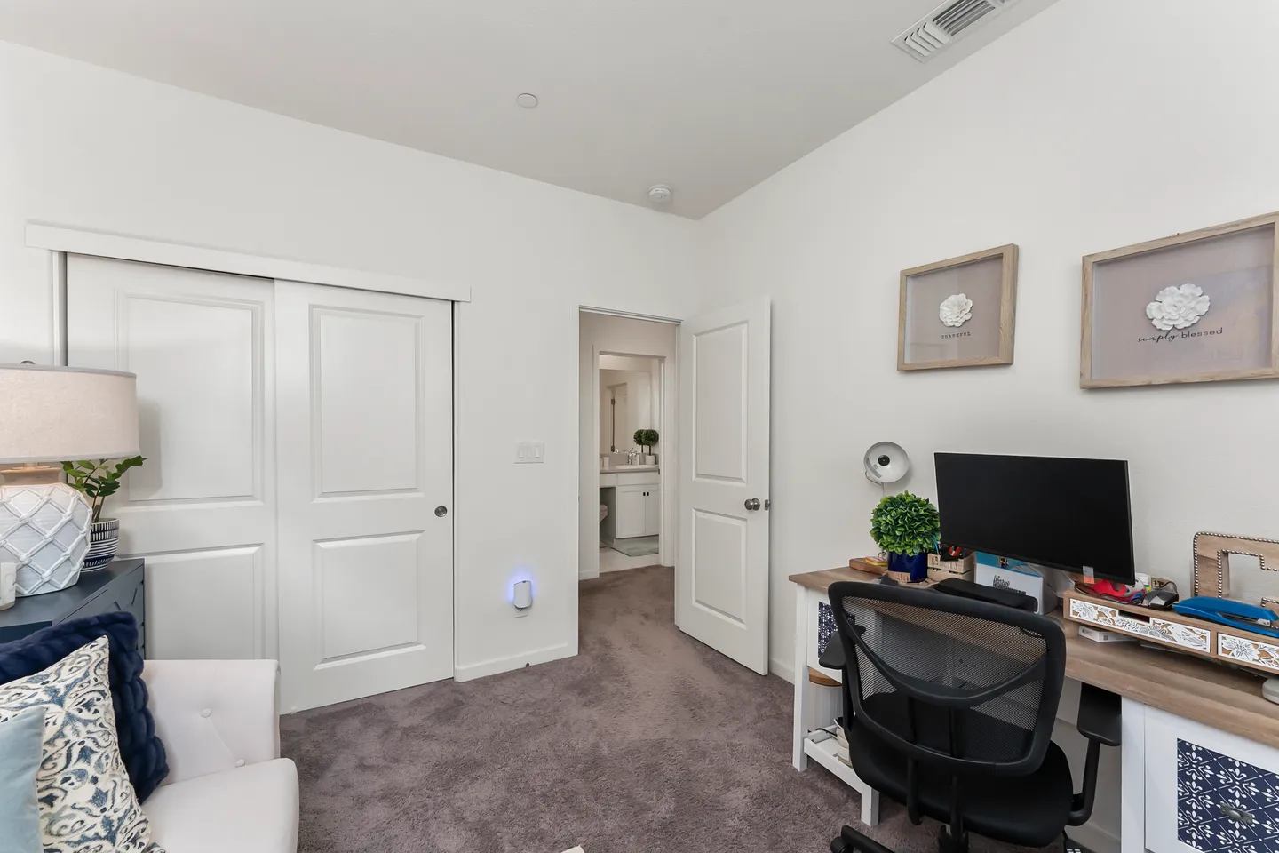 Home photo 17