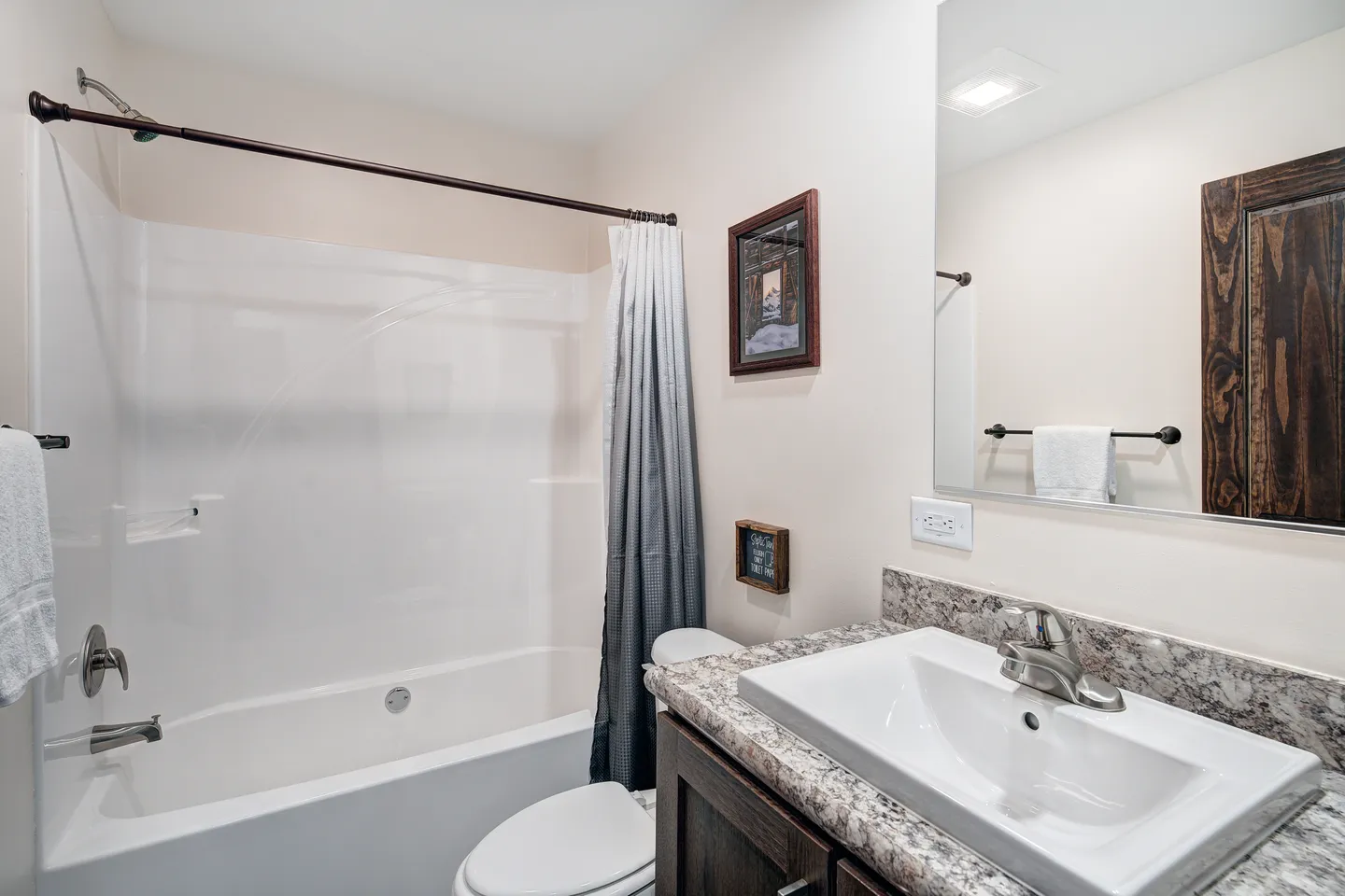 Home photo 22