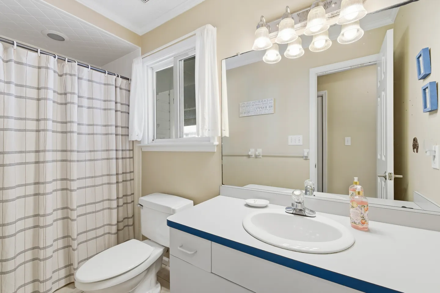 Home photo 25