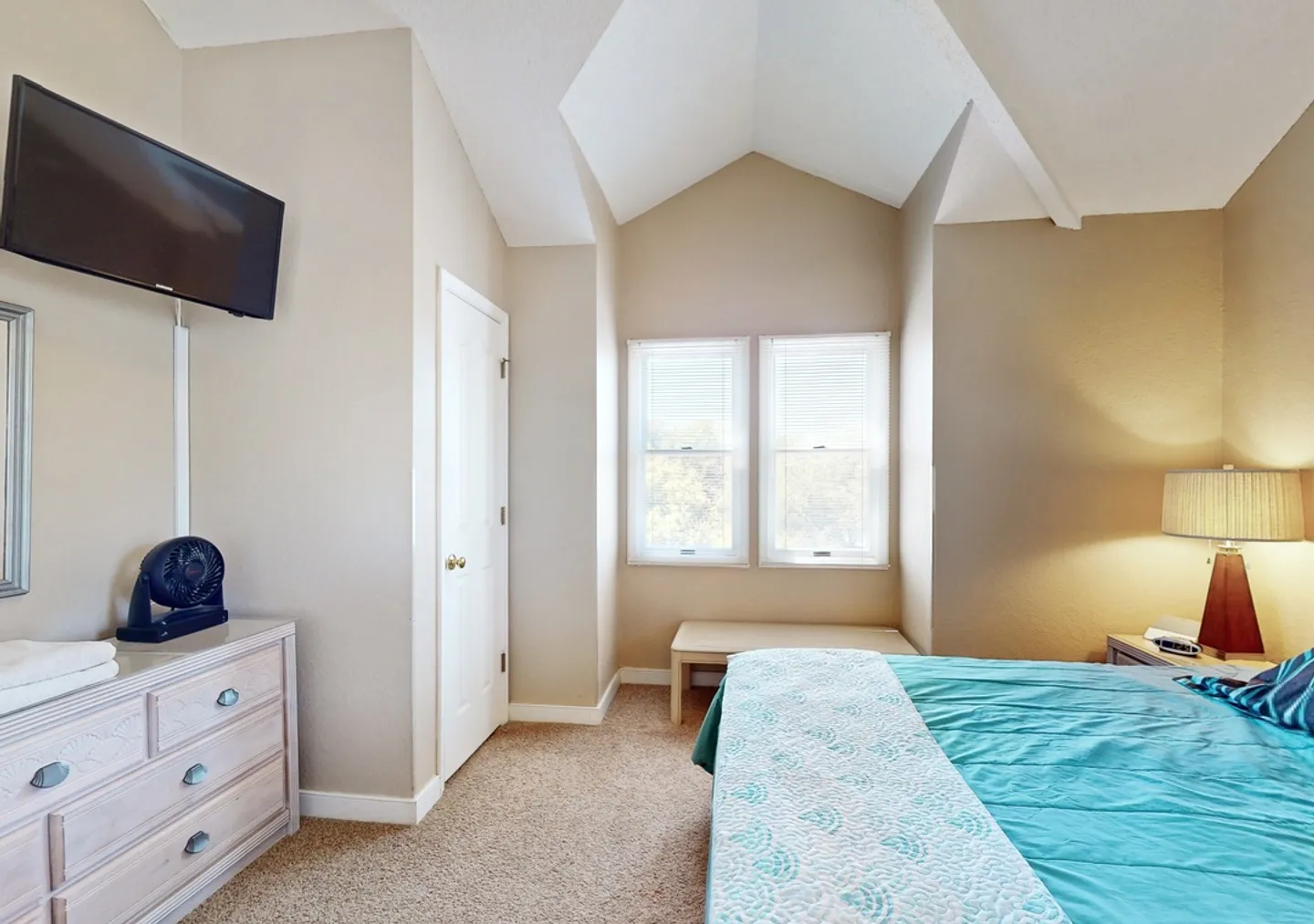 Home photo 17