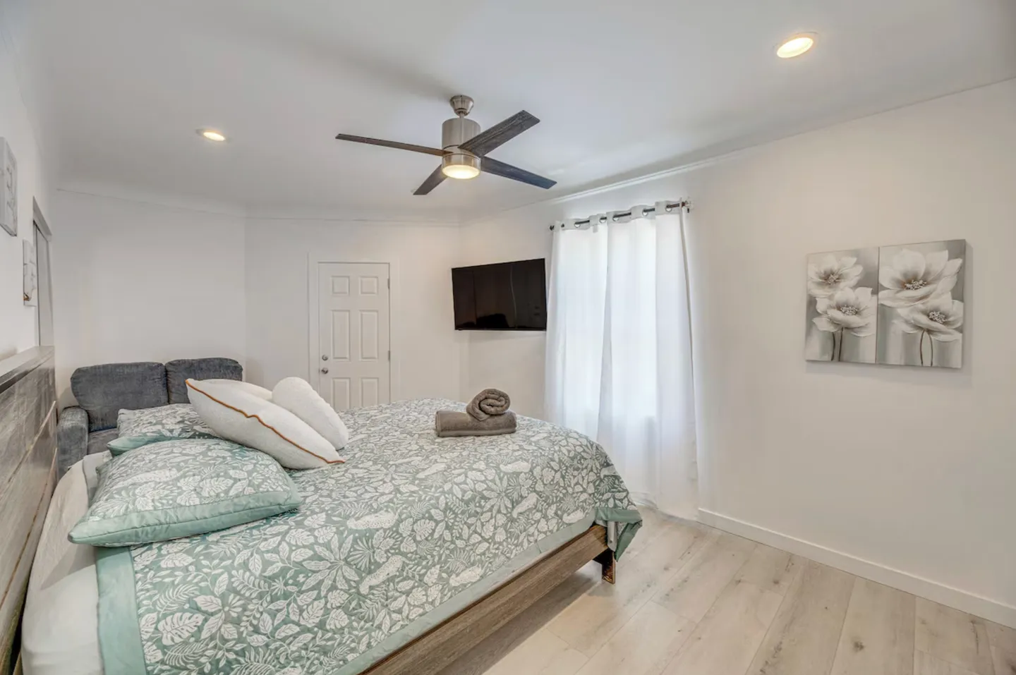 Home photo 14
