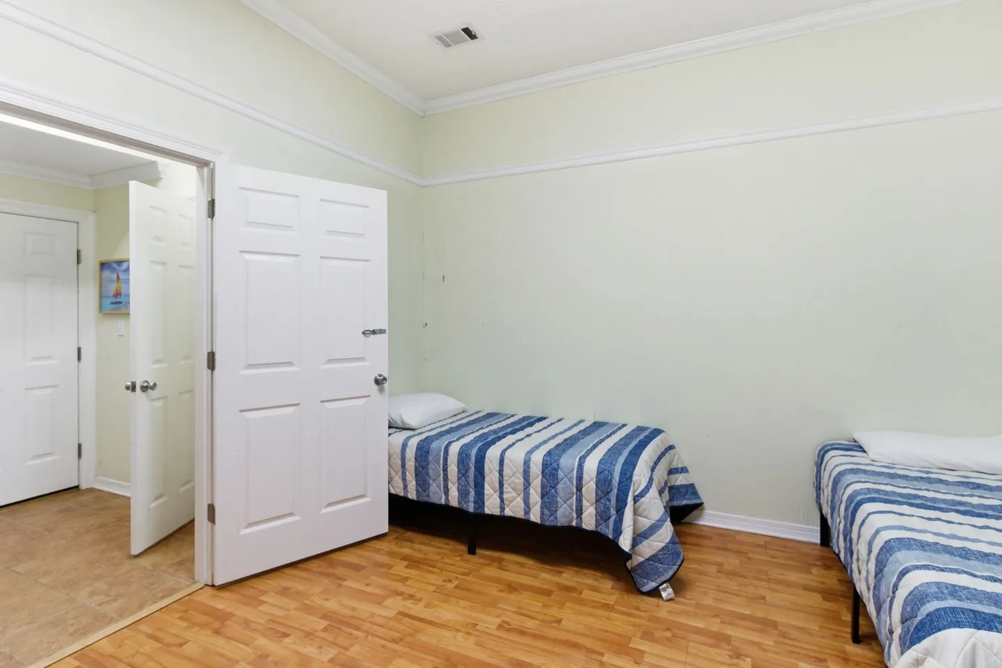 Home photo 59