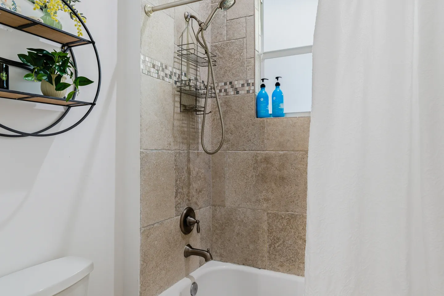 Home photo 19
